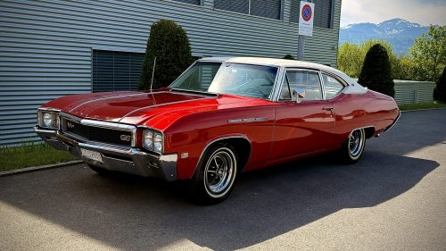 "CLASSIC-CAR-OLDTIMERMEET - ACE Café"