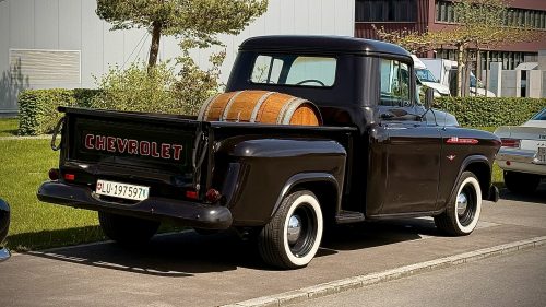 "CLASSIC-CAR-OLDTIMERMEET - ACE Café"