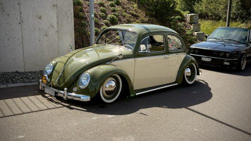 "CLASSIC-CAR-OLDTIMERMEET - ACE Café"
