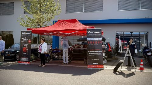 "CLASSIC-CAR-OLDTIMERMEET - ACE Café"