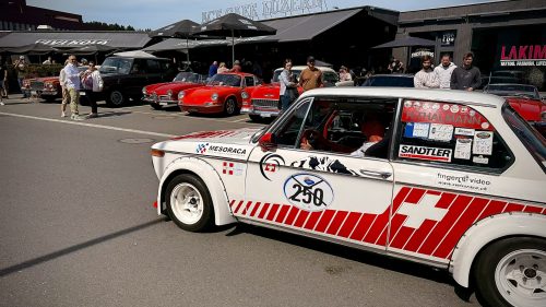 "CLASSIC-CAR-OLDTIMERMEET - ACE Café"