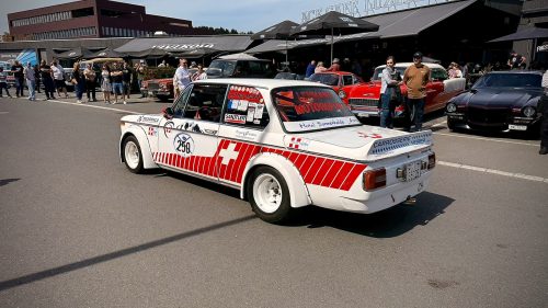 "CLASSIC-CAR-OLDTIMERMEET - ACE Café"