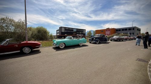"CLASSIC-CAR-OLDTIMERMEET - ACE Café"
